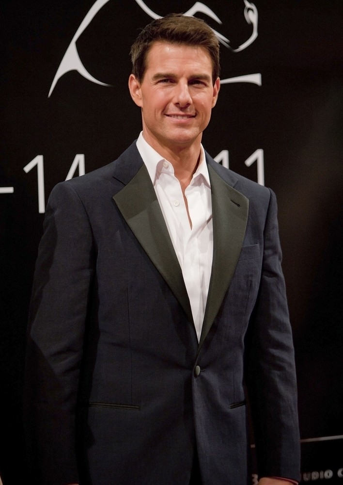 
	
	Tương tự như George Clooney, nam tài tử Tom Cruise cũng không có bất kì hình xăm nào trên người.